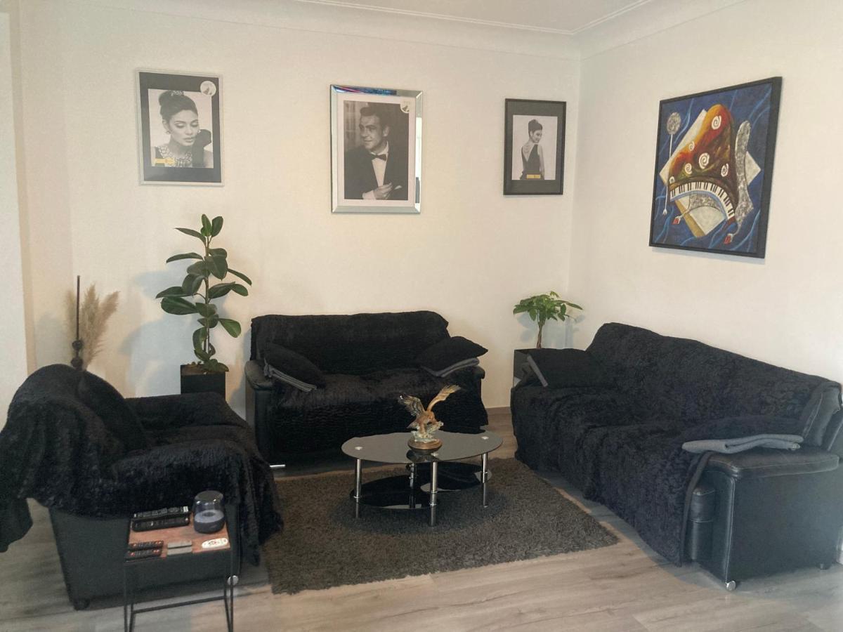 Le Bon Berger Apartment Brussels Exterior photo